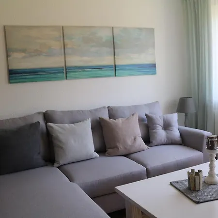 Apartment Ferienwohnung-moorberg-mit-schoener-terrasse-in-ruhiger-lage Dreschvitz